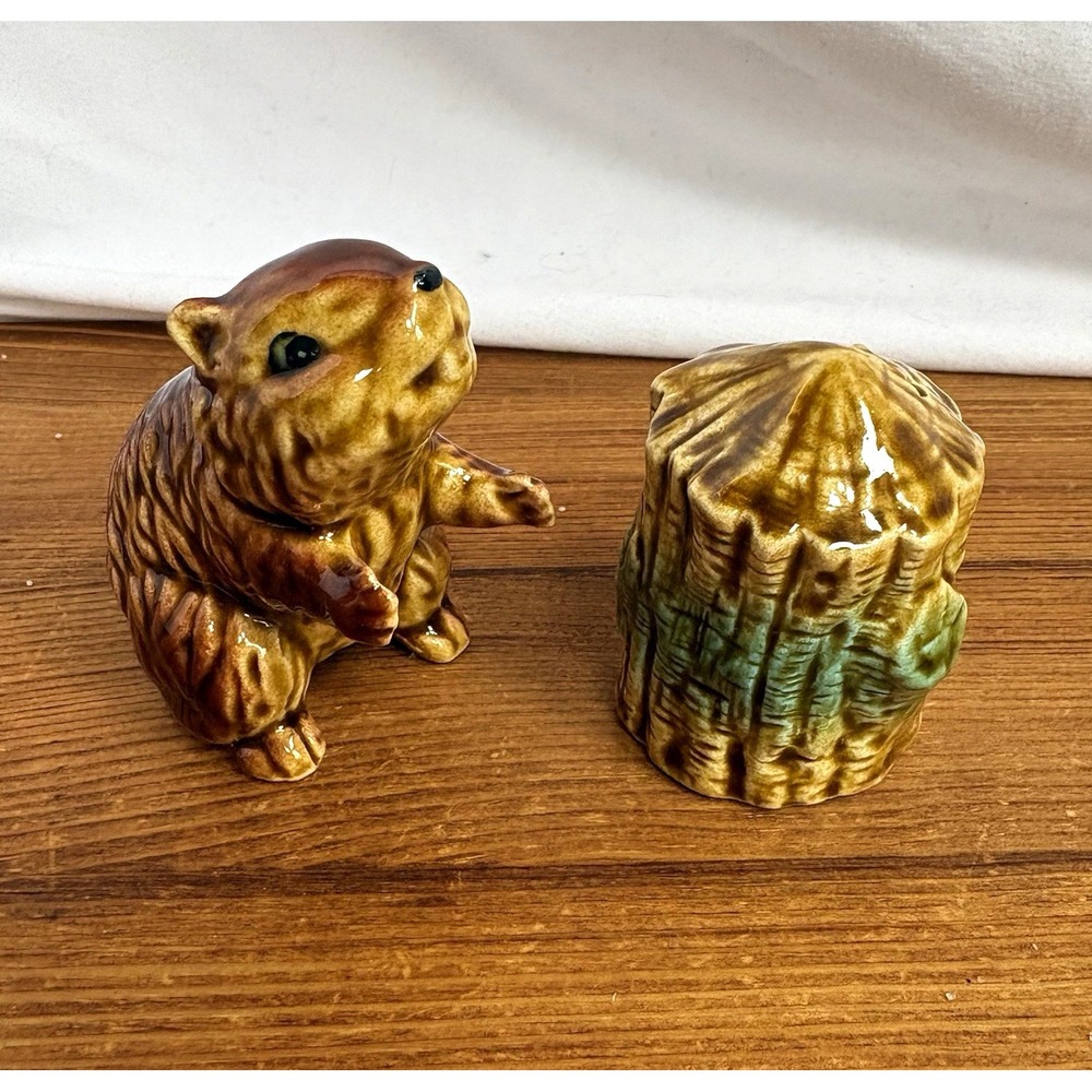 Vintage Made in Japan Ceramic Beaver & Tree Stump Salt Pepper Shakers Set of 2